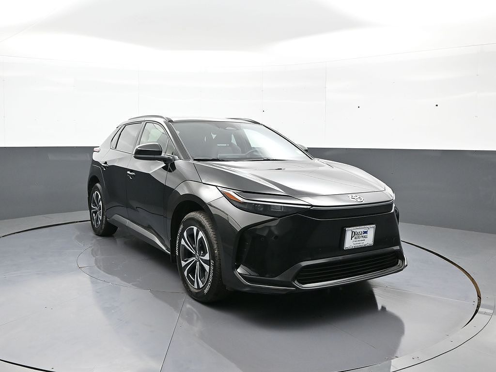 2024 Toyota bZ4X Limited