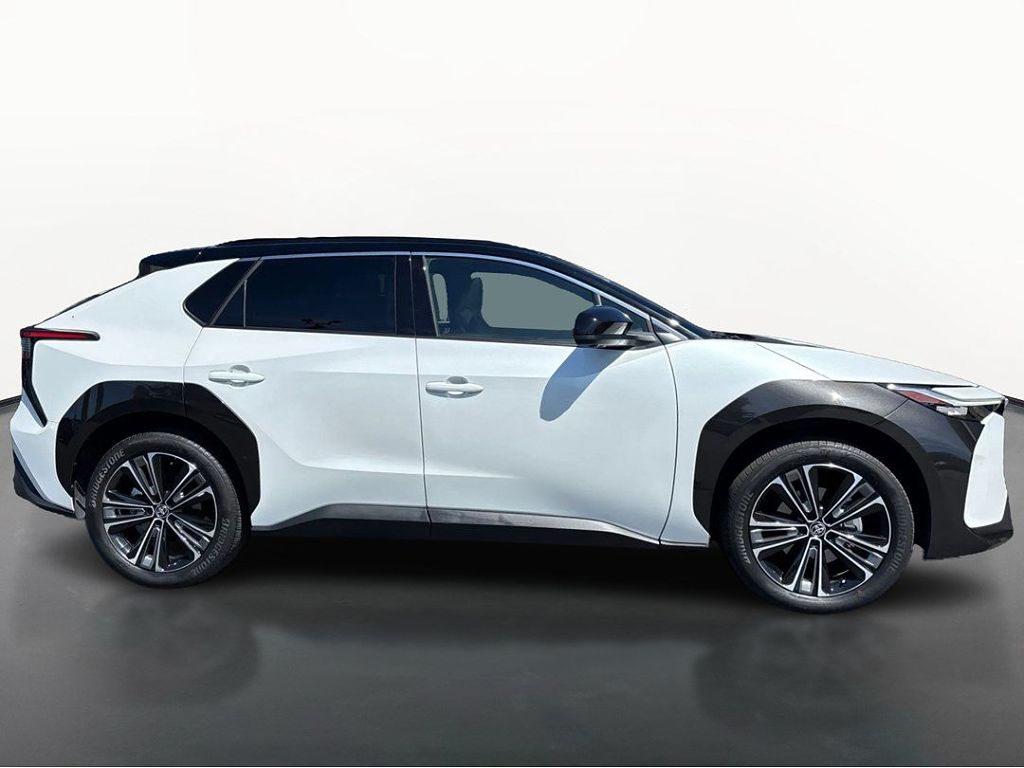 2023 Toyota bZ4X XLE