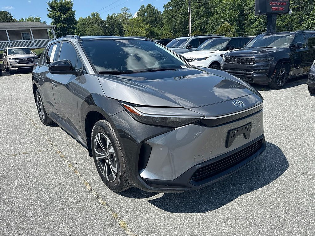 2024 Toyota bZ4X Limited