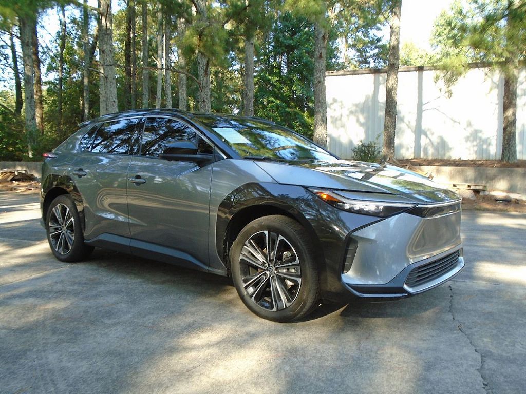 2023 Toyota bZ4X XLE