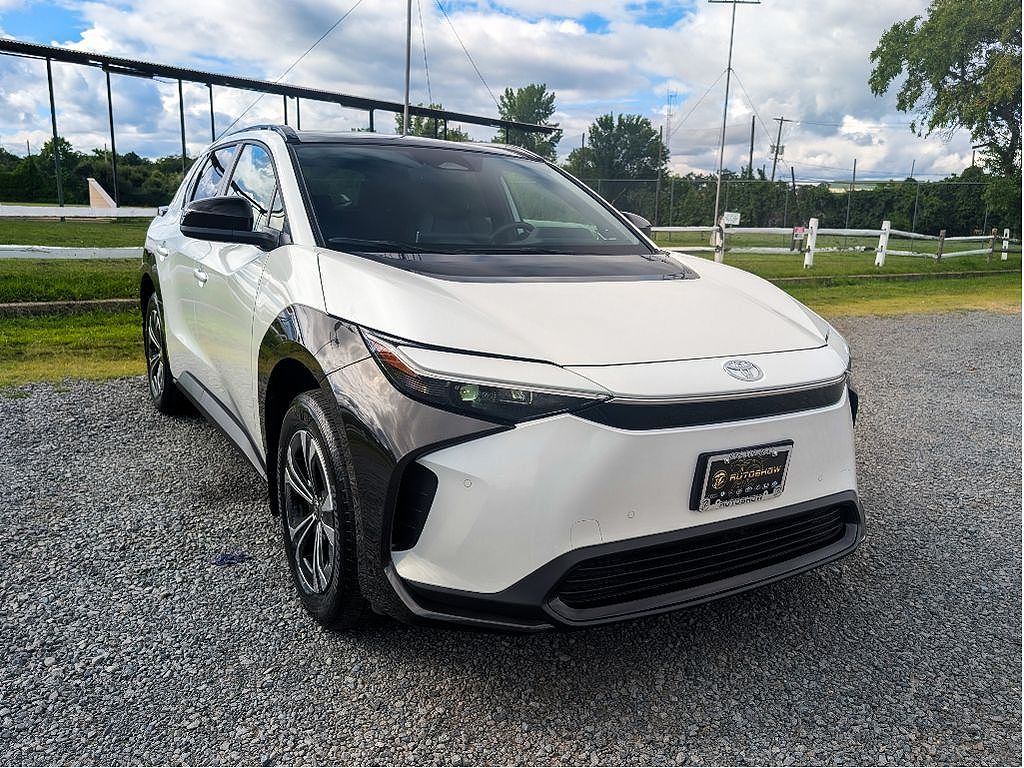 2023 Toyota bZ4X Limited