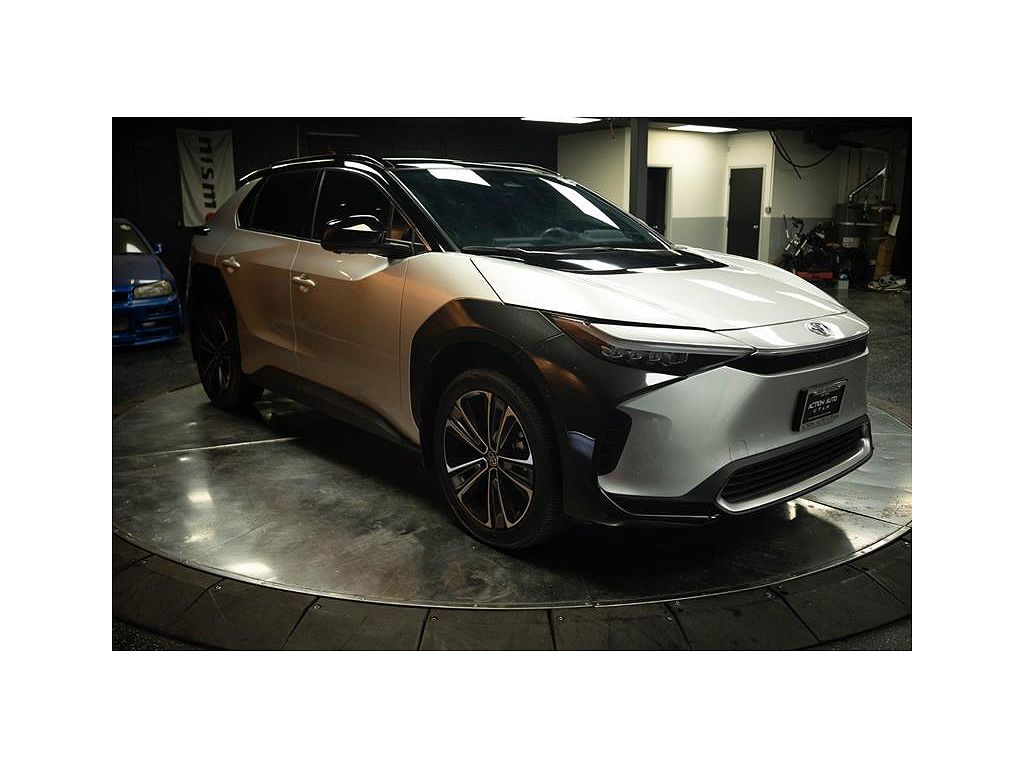 2024 Toyota bZ4X Limited