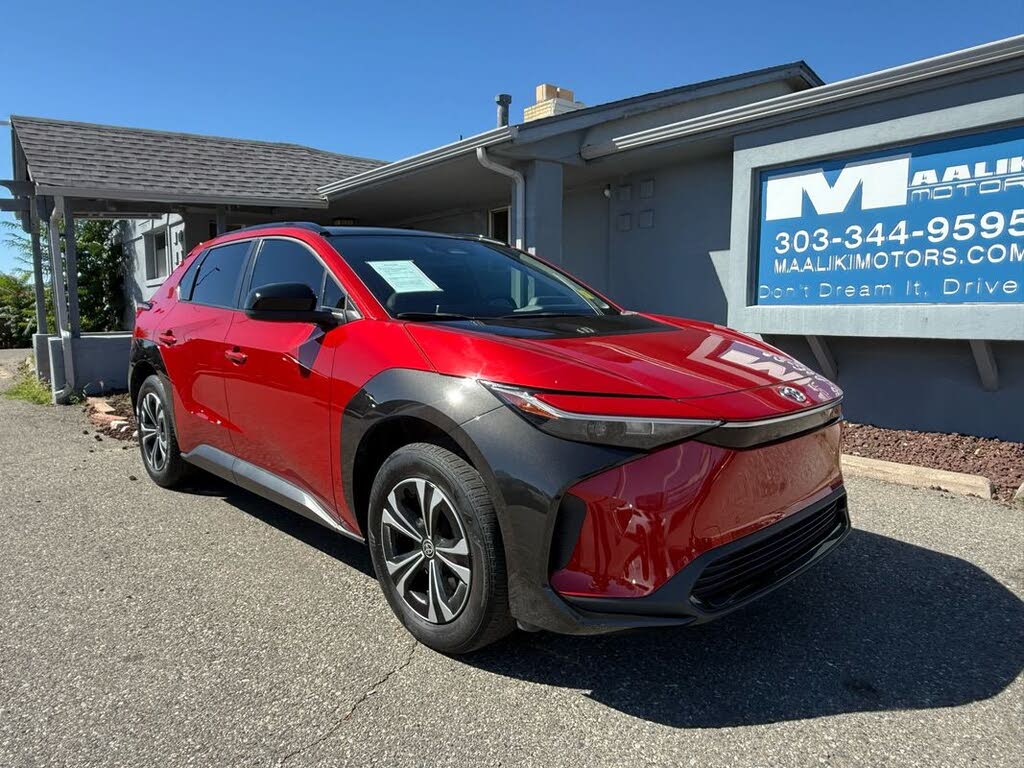 2023 Toyota bZ4X Limited