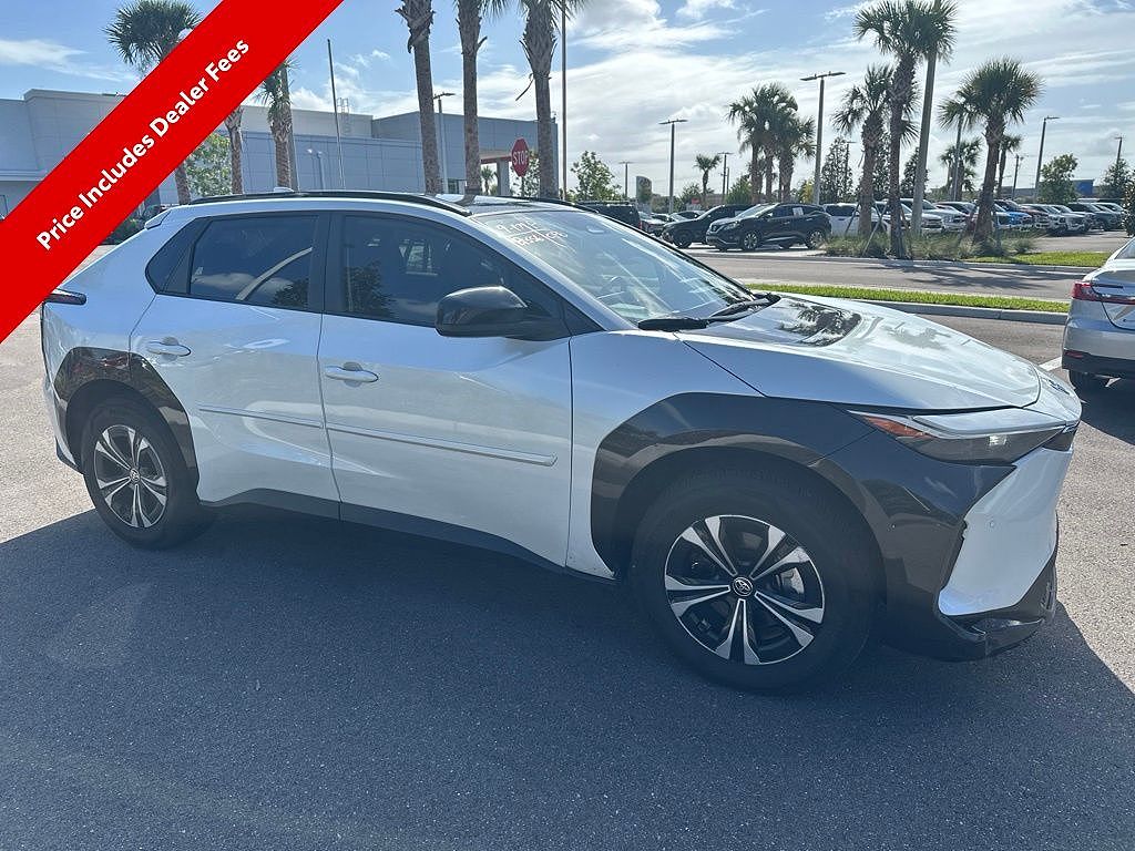 2024 Toyota bZ4X XLE