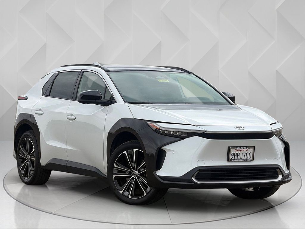 2023 Toyota bZ4X XLE