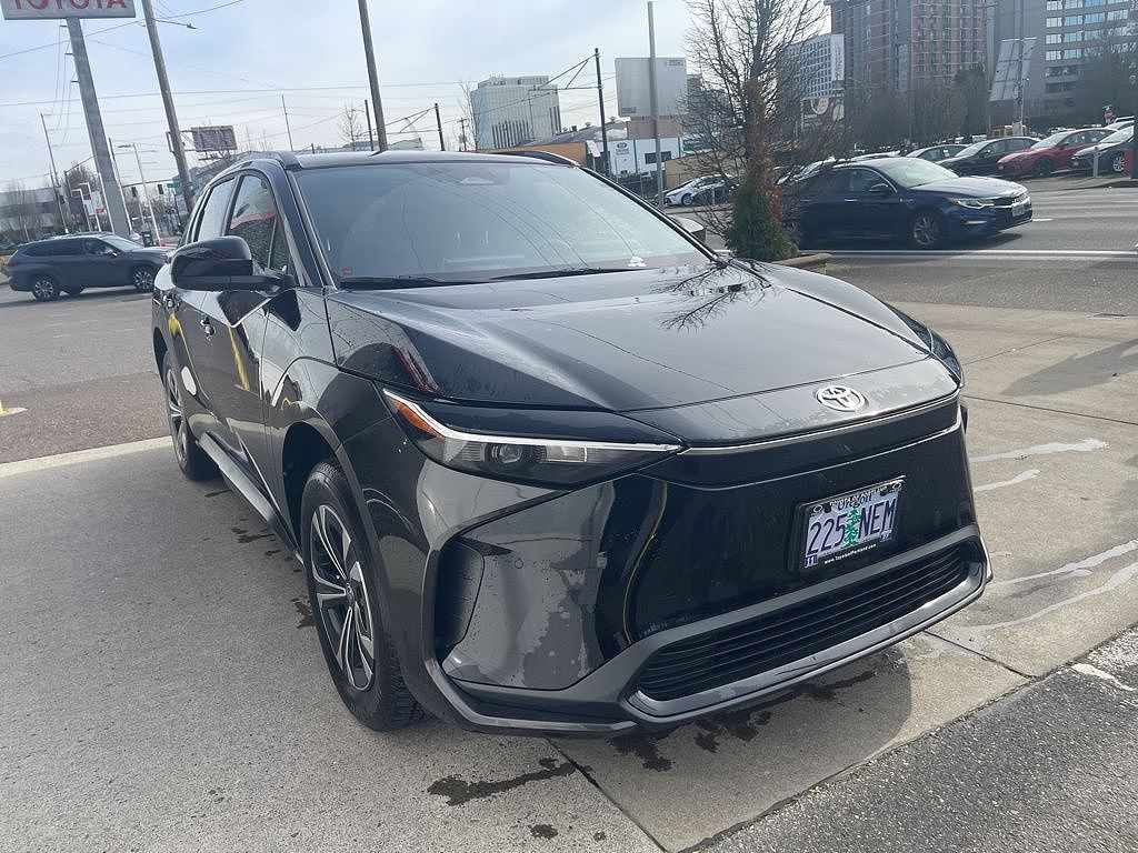 2024 Toyota bZ4X Limited