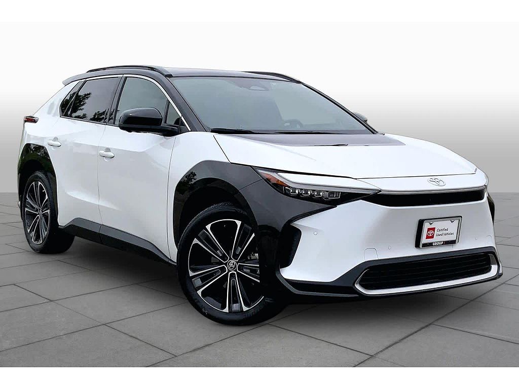 2023 Toyota bZ4X XLE