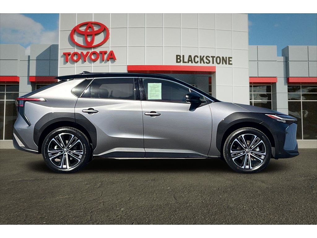 2023 Toyota bZ4X Limited