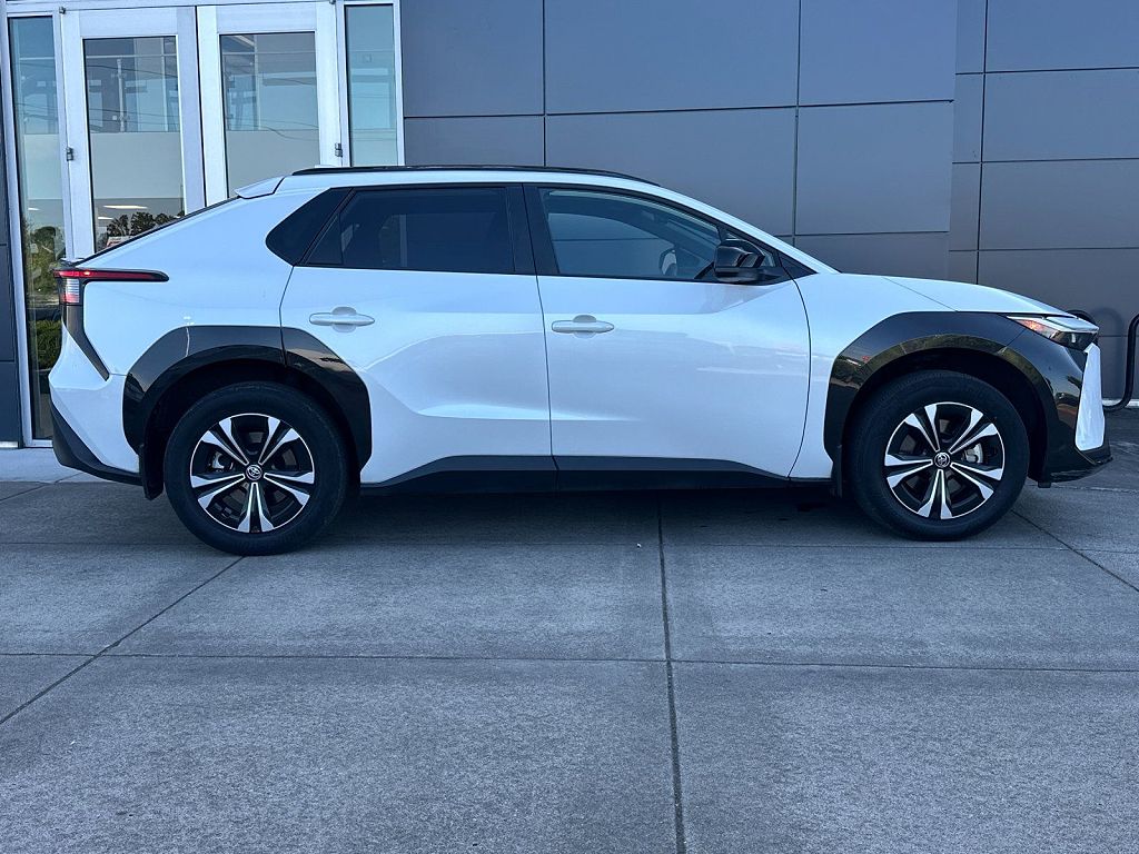 2024 Toyota bZ4X Limited