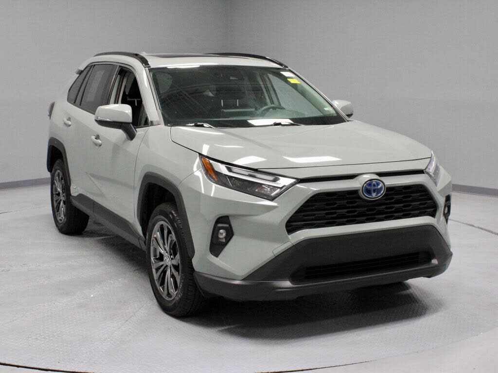 2023 Toyota RAV4 Hybrid XLE Premium