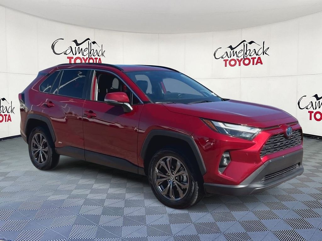 2023 Toyota RAV4 Hybrid XLE Premium