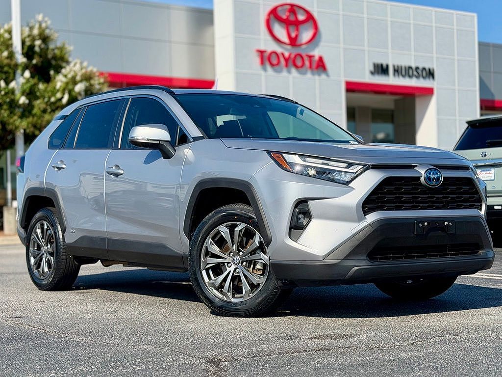 2023 Toyota RAV4 Hybrid XLE Premium