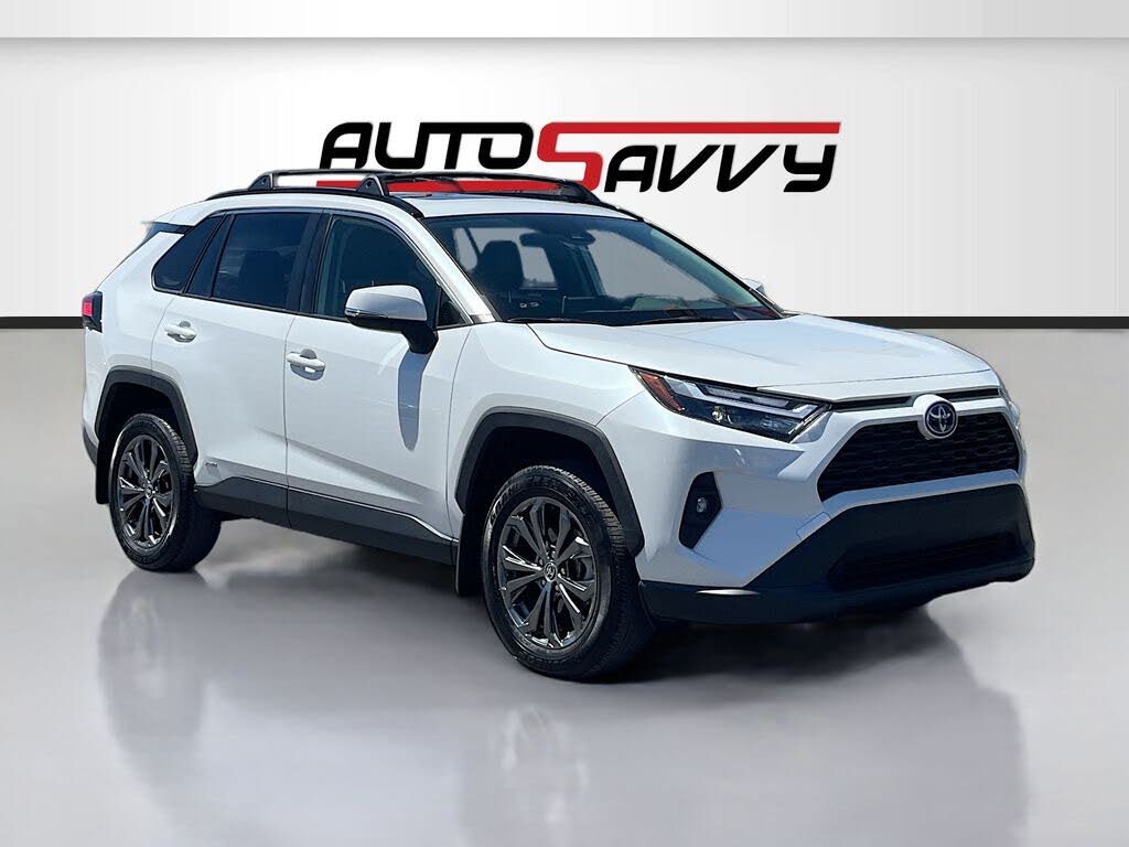 2024 Toyota RAV4 Hybrid XLE Premium
