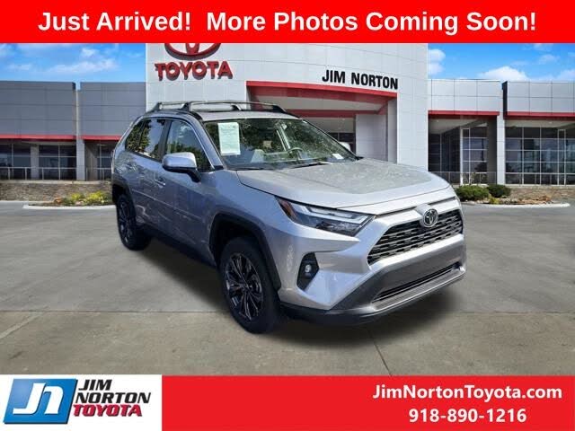 2025 Toyota RAV4 Hybrid XLE Premium