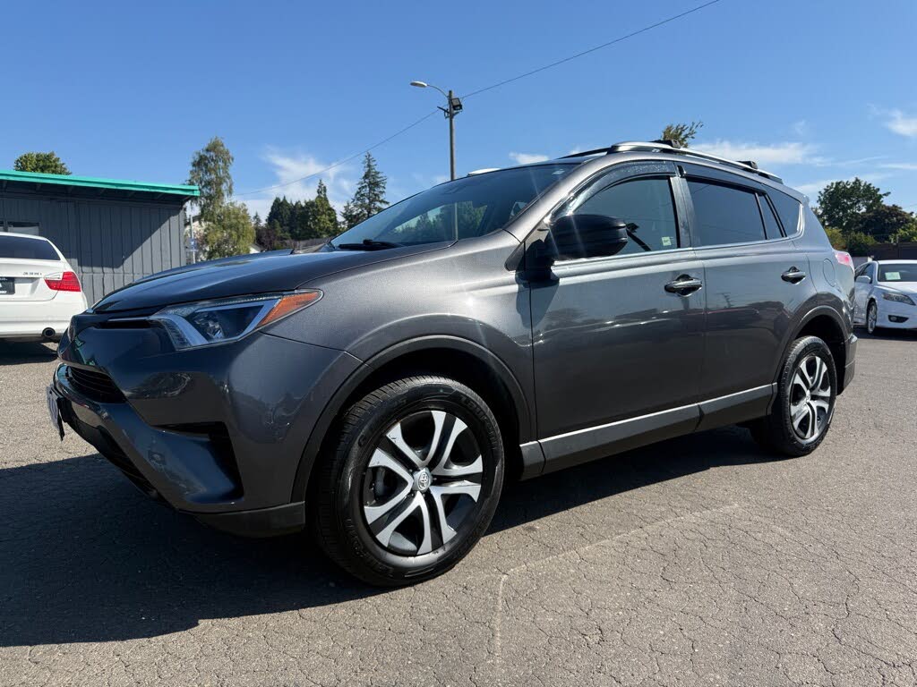 2017 Toyota RAV4 LE
