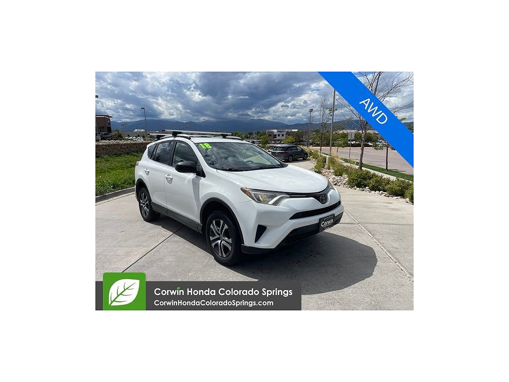 2018 Toyota RAV4 LE
