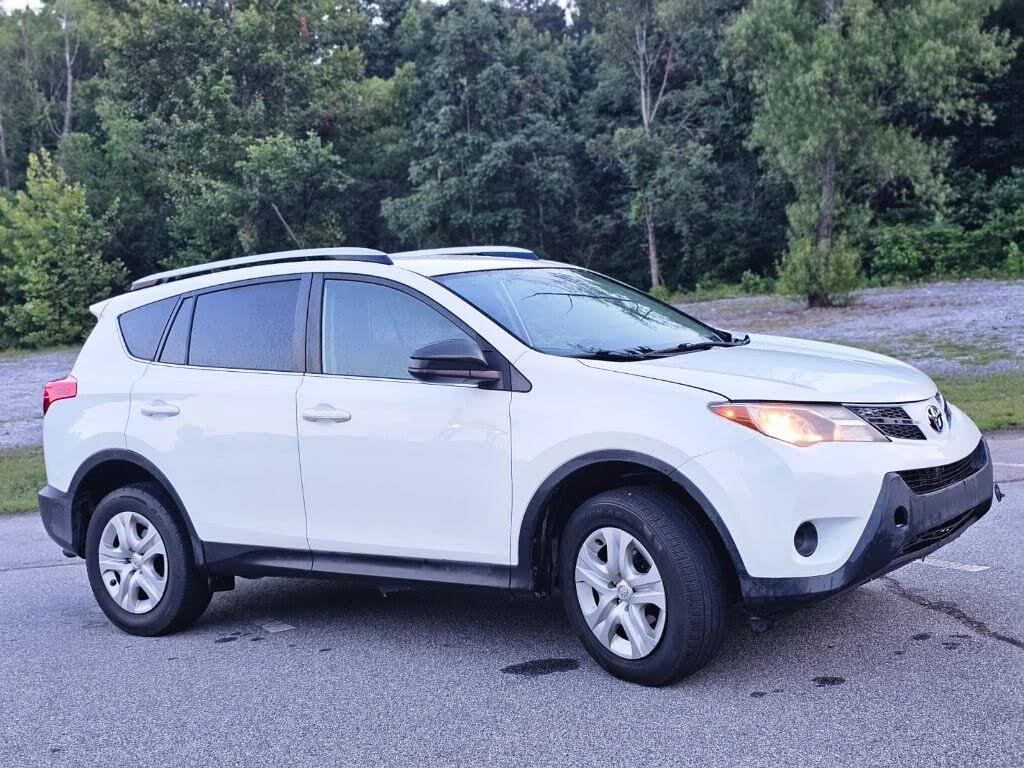 2015 Toyota RAV4 LE