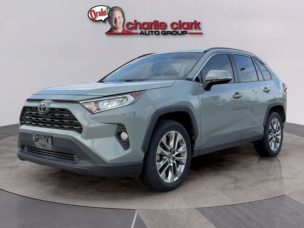 2019 Toyota RAV4 XLE Premium