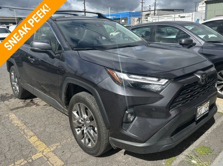 2022 Toyota RAV4 XLE Premium