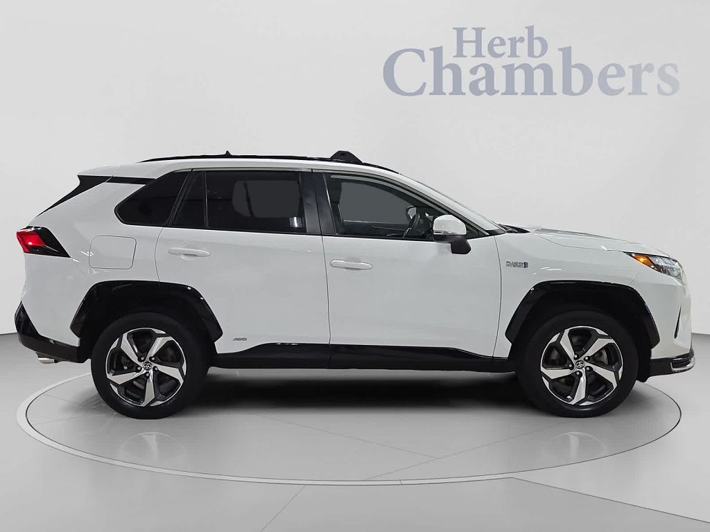 2022 Toyota RAV4 Prime SE