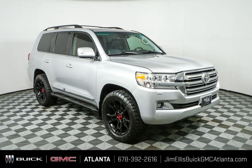 2017 Toyota Land Cruiser