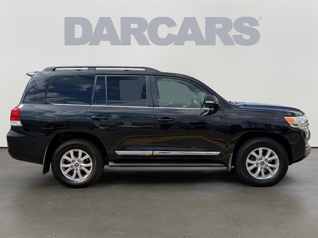 2019 Toyota Land Cruiser