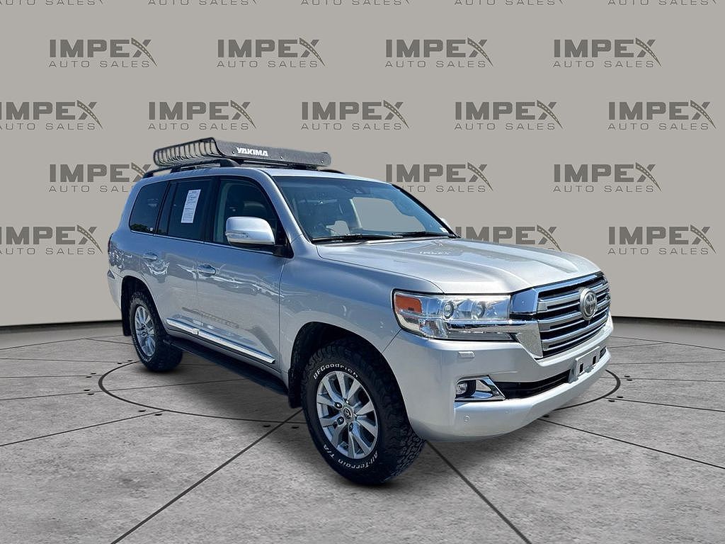 2016 Toyota Land Cruiser