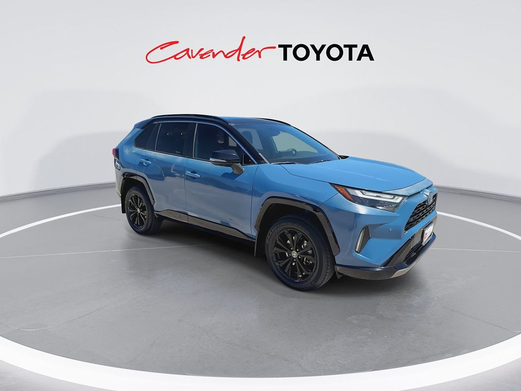 2022 Toyota RAV4 Hybrid XSE Advanced Technology