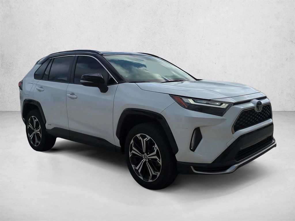 2025 Toyota RAV4 Plug-In Hybrid XSE