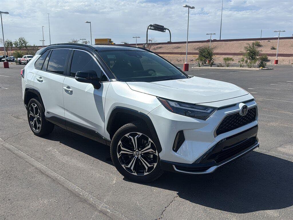 2025 Toyota RAV4 Plug-in Hybrid XSE