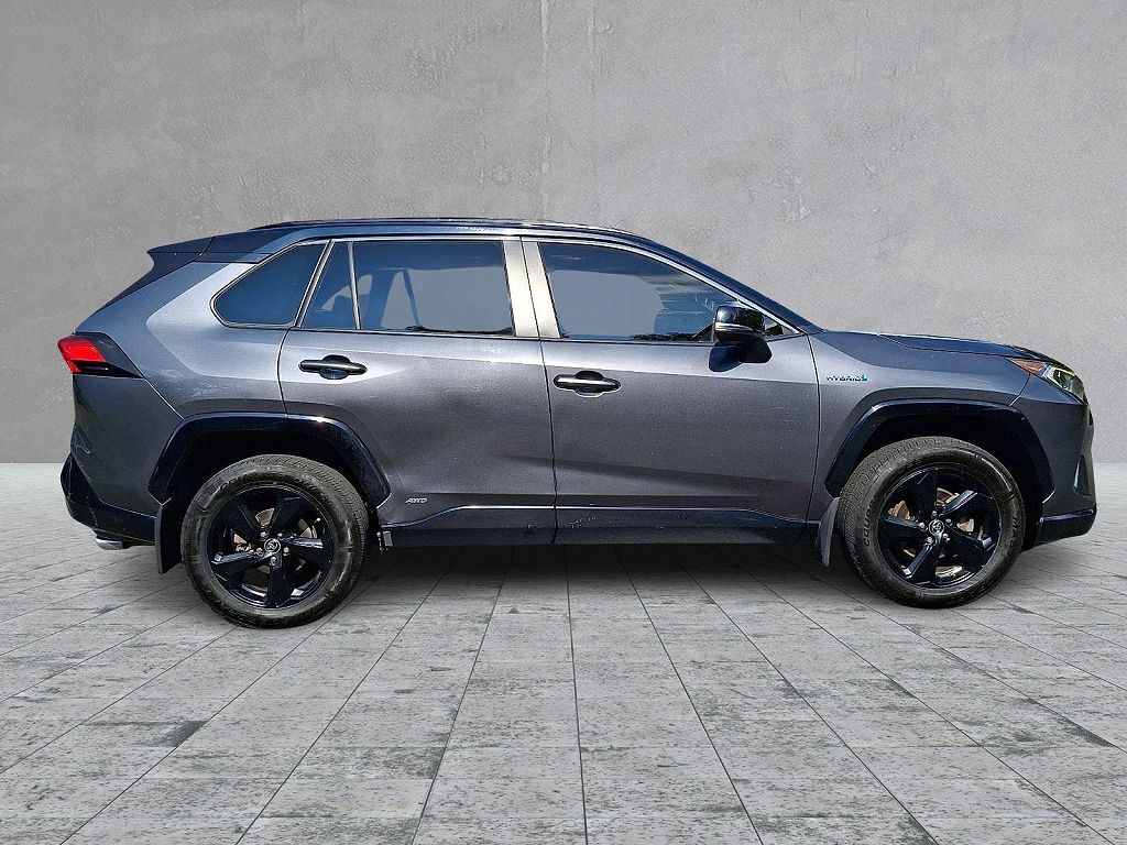 2019 Toyota RAV4 XSE