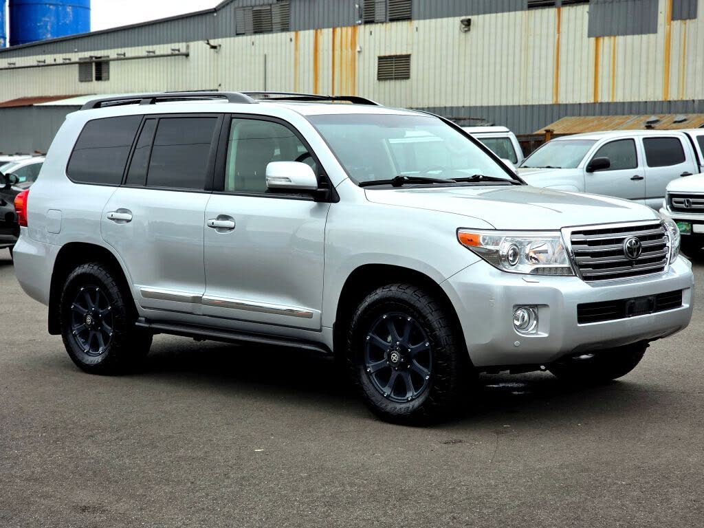 2013 Toyota Land Cruiser