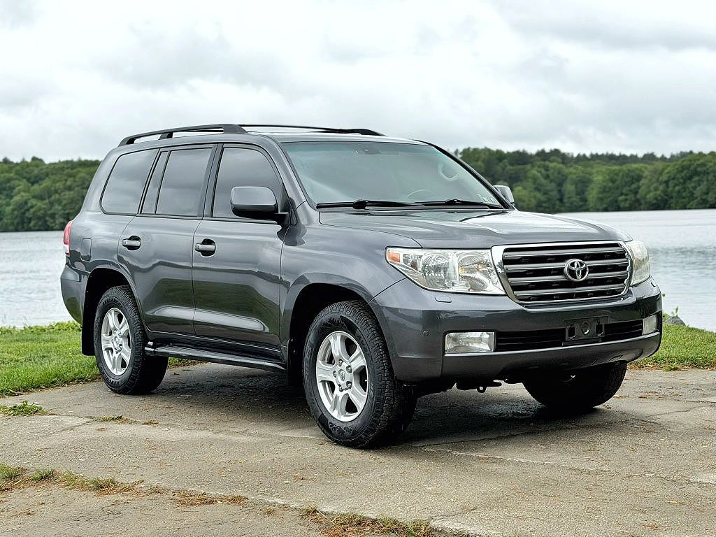 2011 Toyota Land Cruiser