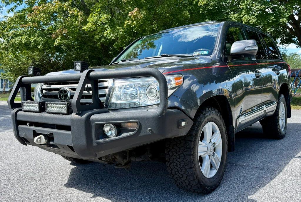 2013 Toyota Land Cruiser