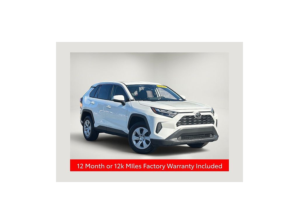2025 Toyota RAV4 LE