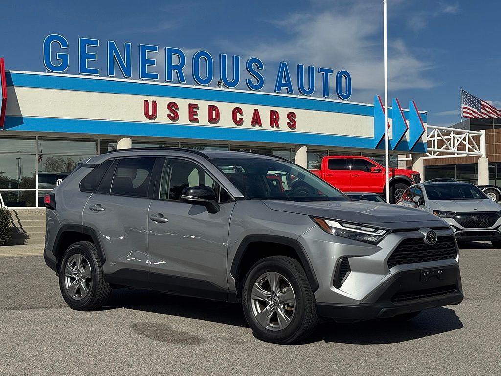 2025 Toyota RAV4 Hybrid LE