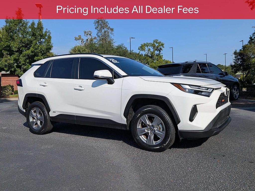 2025 Toyota RAV4 Hybrid LE