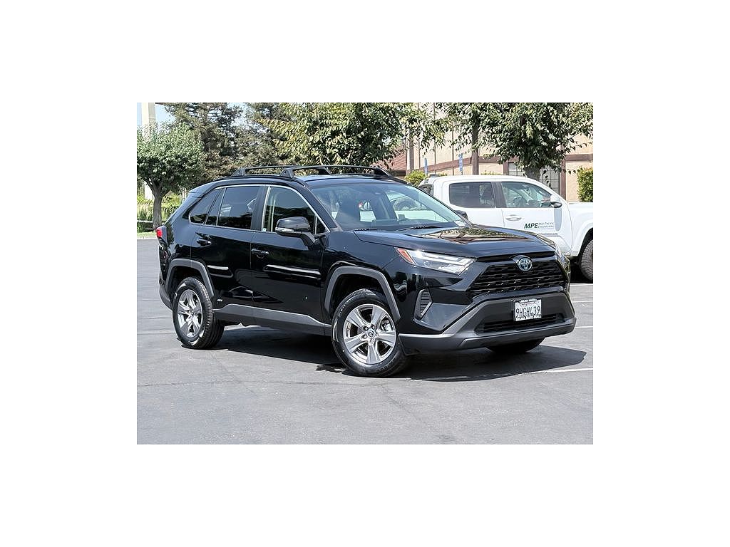 2023 Toyota RAV4 Hybrid LE