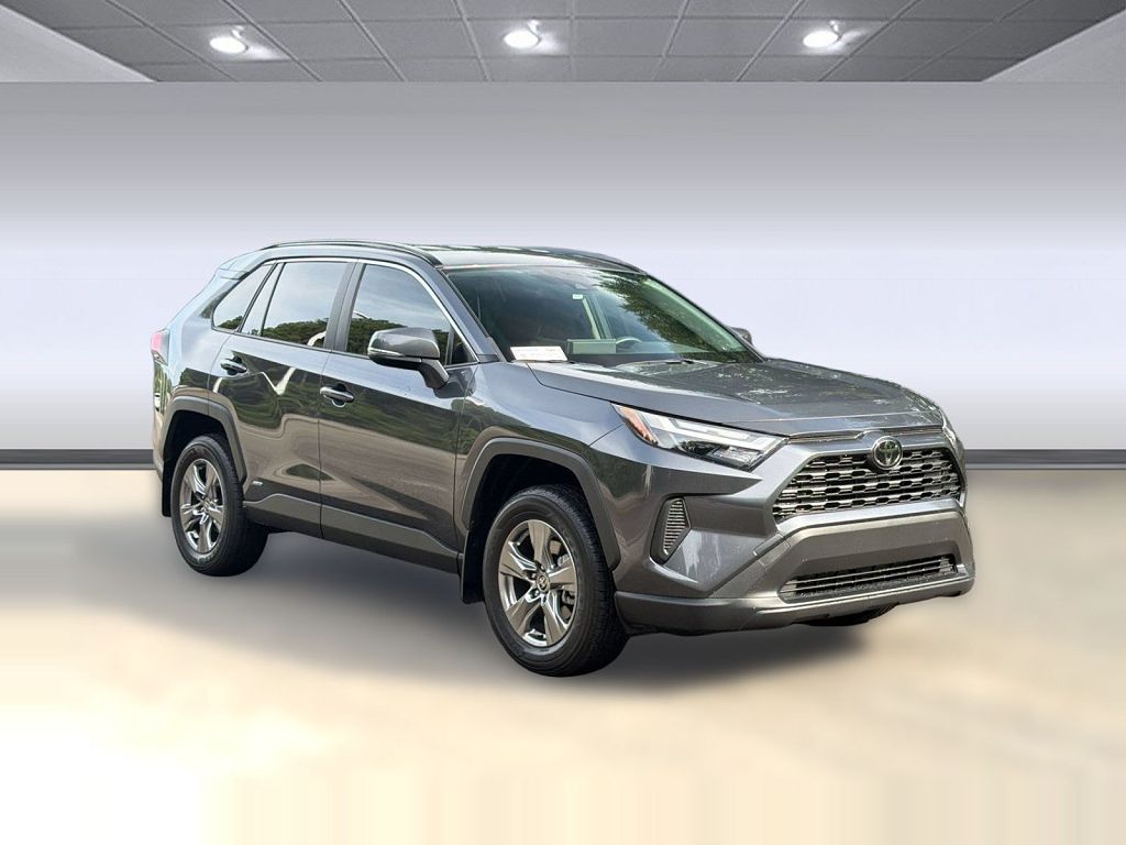 2025 Toyota RAV4 Hybrid LE