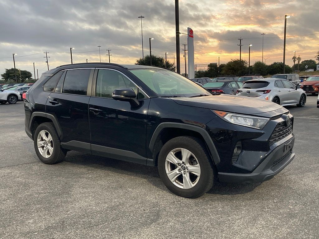 2019 Toyota RAV4 XLE