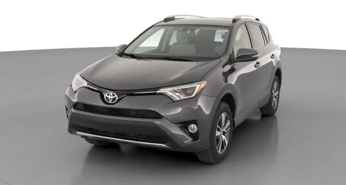 2016 XLE in Gray, 69,683 miles for sale in Cleveland, OH