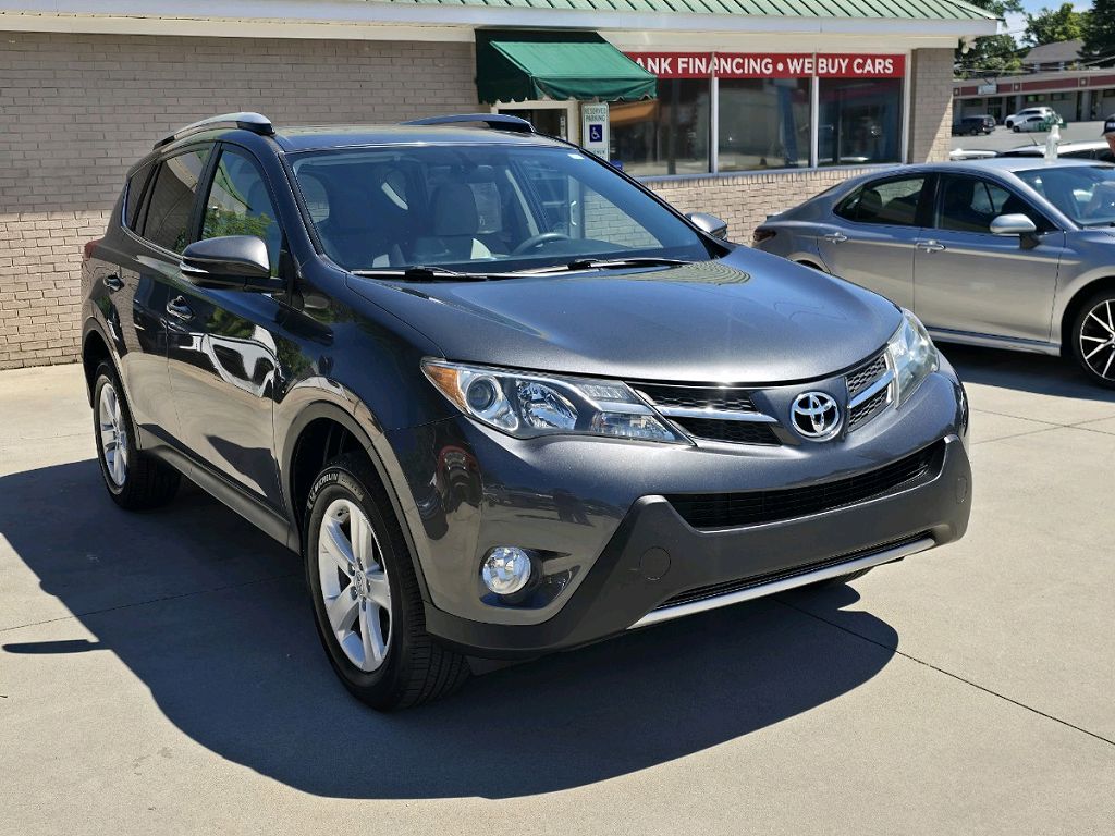 2013 Toyota RAV4 XLE