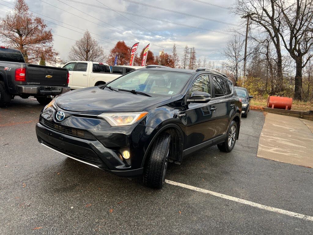 2016 Toyota RAV4 Hybrid XLE