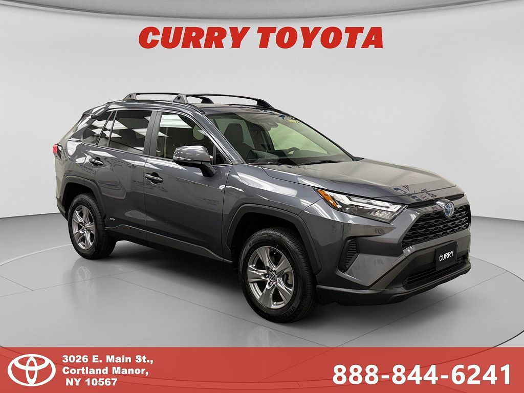 2023 Toyota RAV4 XLE