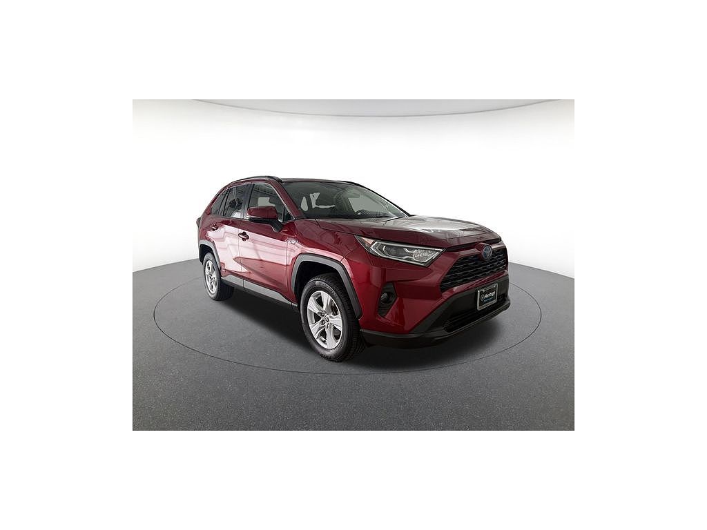 2020 Toyota RAV4 Hybrid XLE