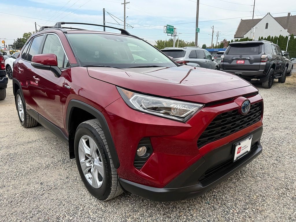 2019 Toyota RAV4 Hybrid XLE