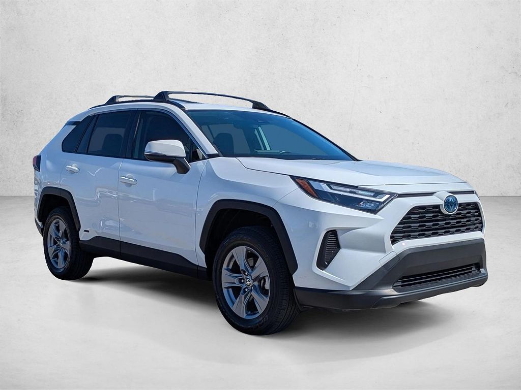 2024 Toyota RAV4 Hybrid XLE