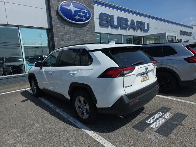 2022 Toyota RAV4 Hybrid XLE