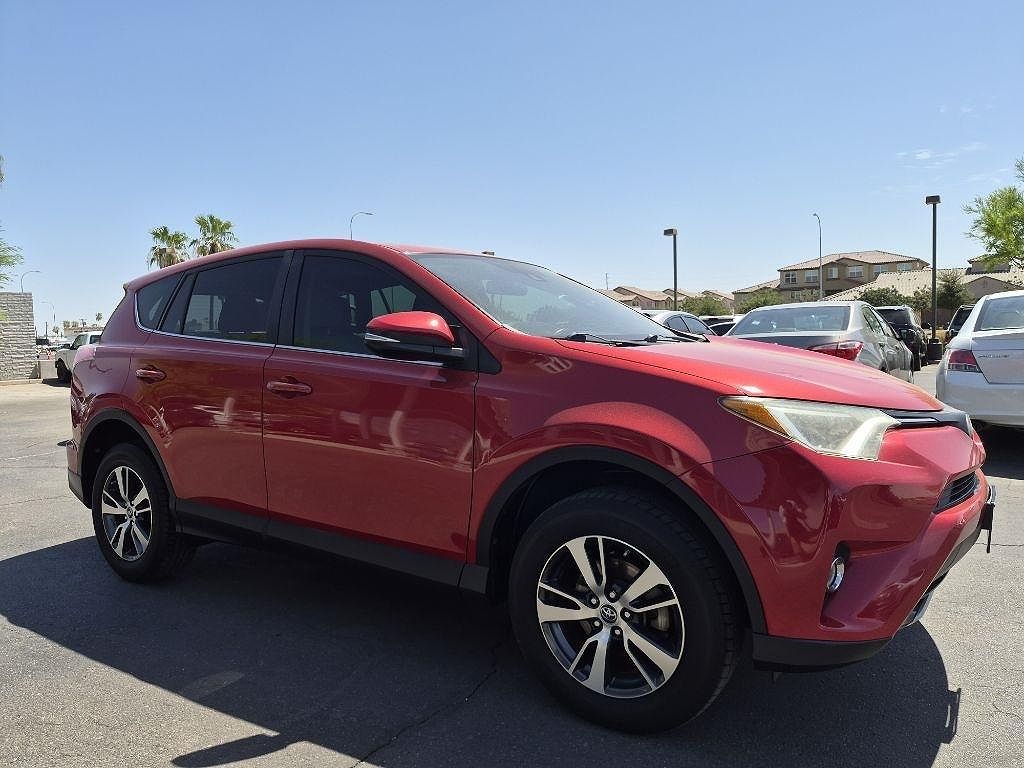 2017 Toyota RAV4 XLE