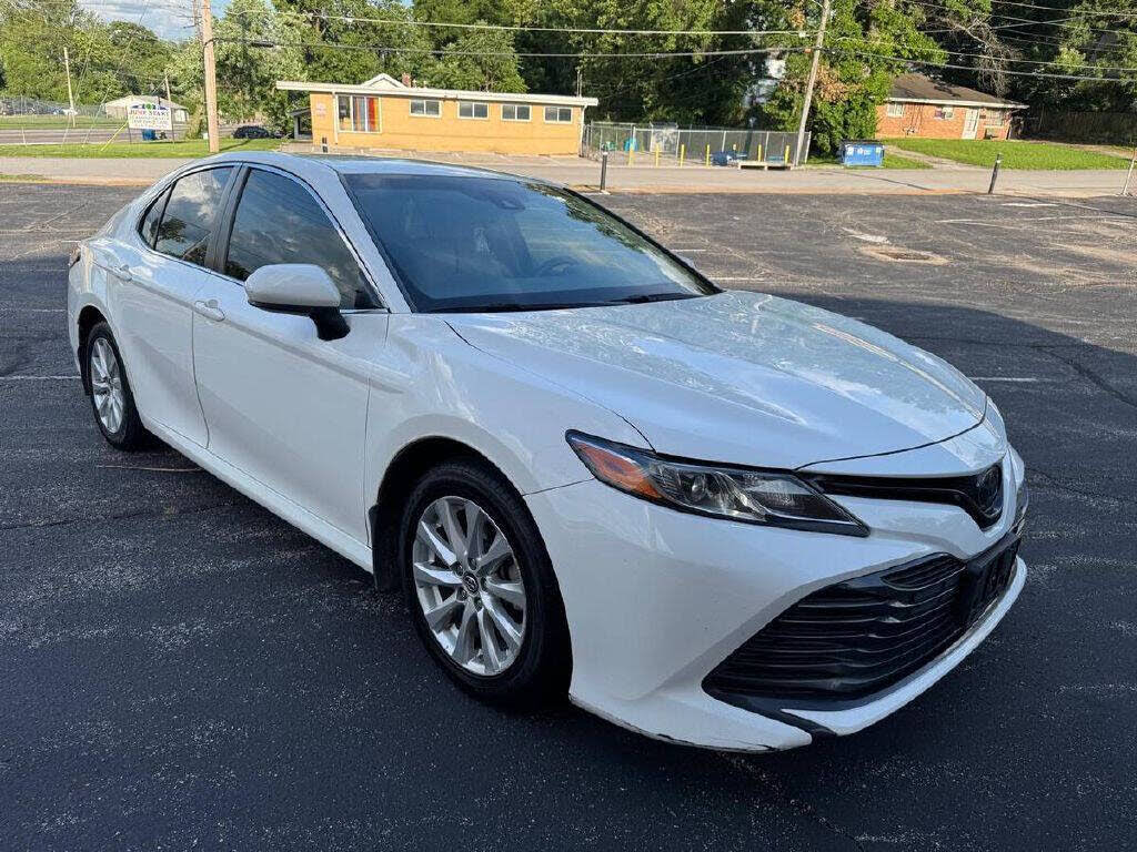 2018 Toyota Camry LE